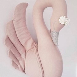 Linen Swan  