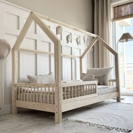 Κρεβάτι Montessori  house bed in a Scandinavian style