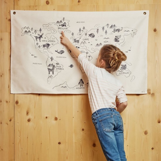 WORLD MAP BY ROSE IN APRIL