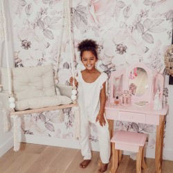  Pink Garden Wallpaper