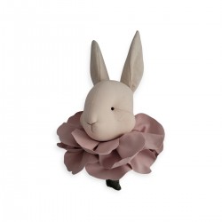 RABBIT LIGHT BEIGE IN A POWDER FLOWER